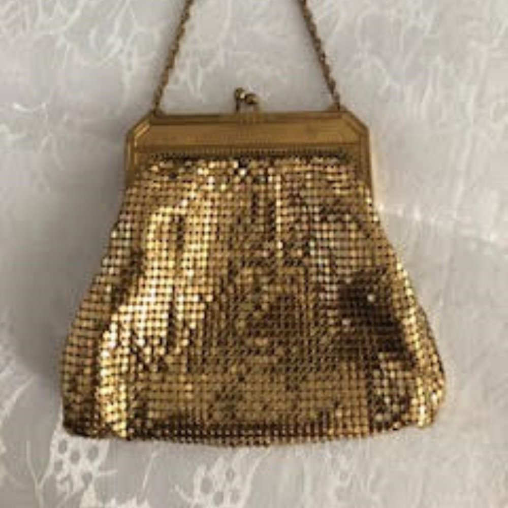 Vintage Gold Tone Sparkly Clutch Purse w Chain